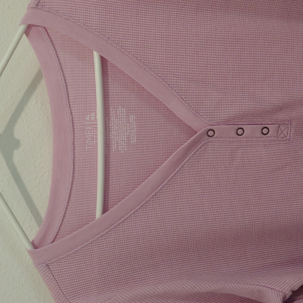 Time and true brand pink thermal henley size xl 16/18 - Picture 2 of 5